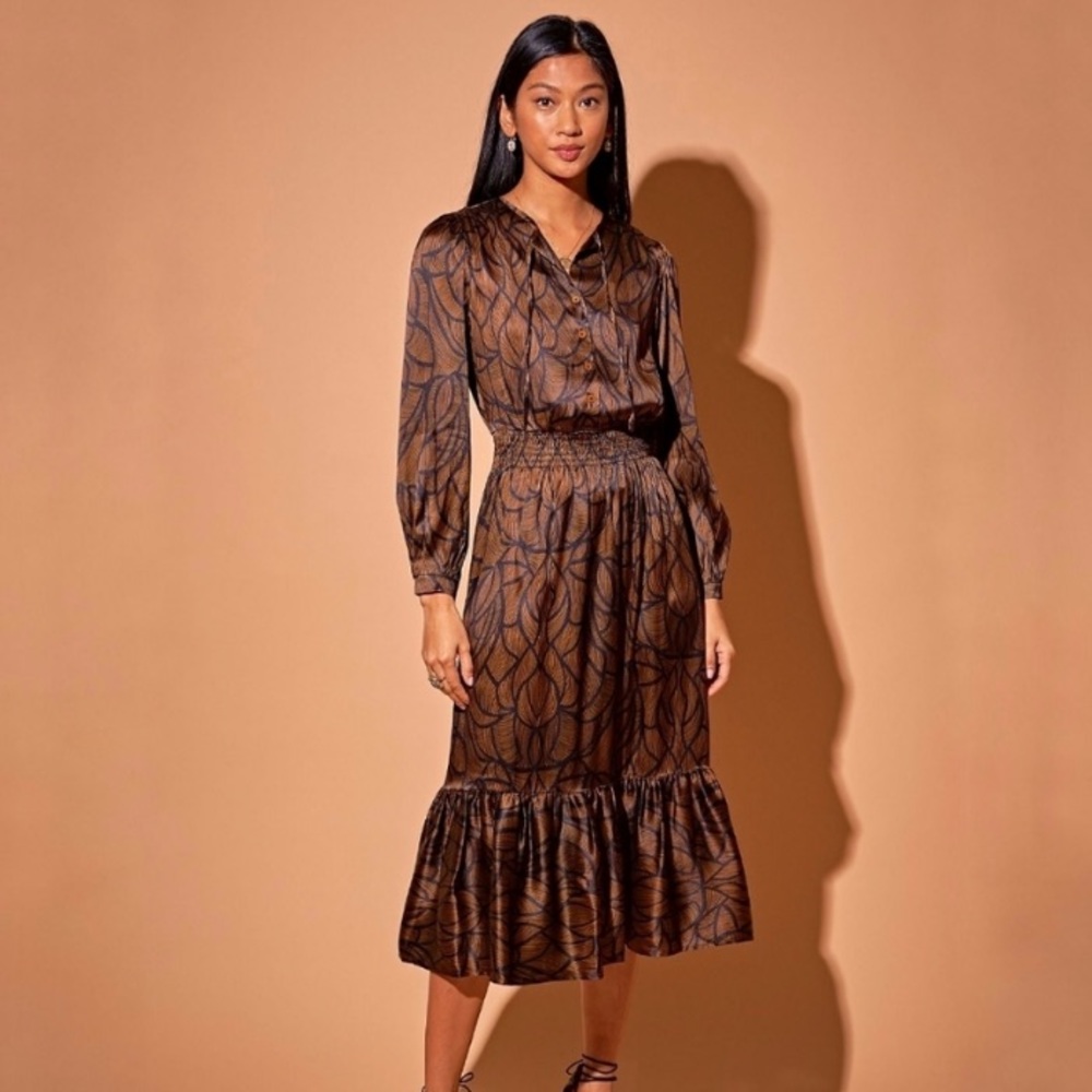 Tucker Juliette Dress Toffee Nouveau Lace in Silk Stretch Charmeuse Long Sleeves